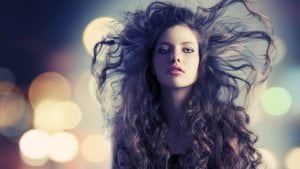 keista-plauku-sukuosena