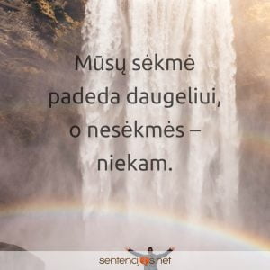 zmogus prie krioklio