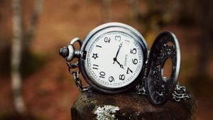 atidarytas-laikrodis