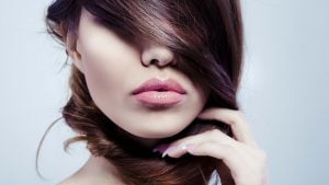 pasislepusi-uz-plauku